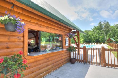 Peaceful Mtn View- Hot Tub- Fire Pit- Pets- Pond photo 14