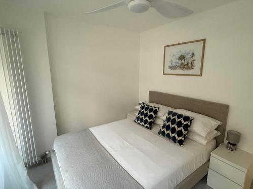 Albert 1er · Chic One-Bedroom Apartment with Parking - StayInAntibes