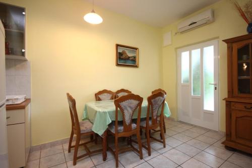 Apartment Orebic 648b