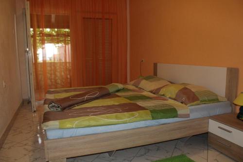 Apartments with parking space Crikvenica - 12657