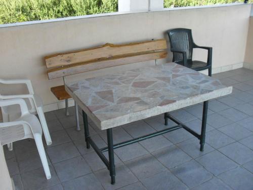 Studio Orebic 648a