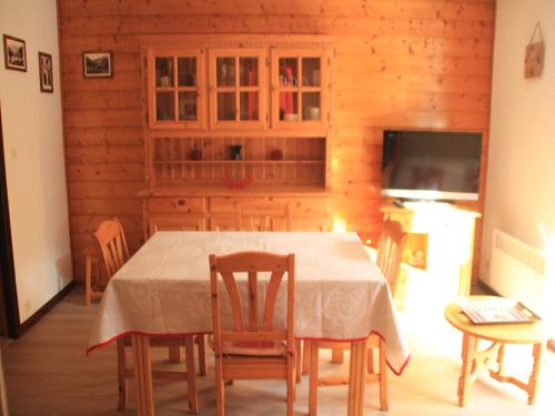 Apartment in Chatel with balcony