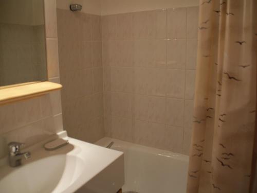 Apartment with hot tub in Chatel