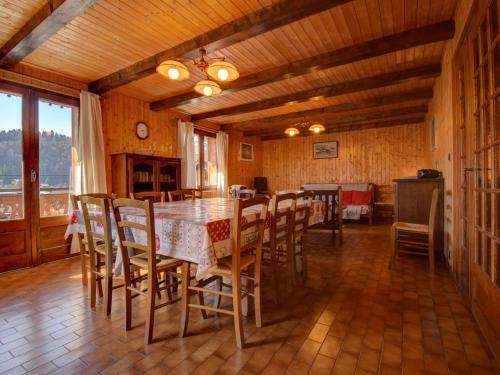 Chalet charmant proche navettes - 14 pers.