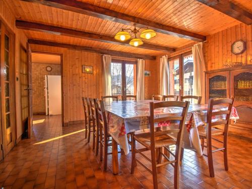 Chalet charmant proche navettes - 14 pers.