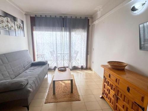 Appartement proche plage avec parking et climatisation à Roses