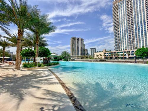 Pink Panther Soft Glam 1BR in Surf 2-Creek Beach