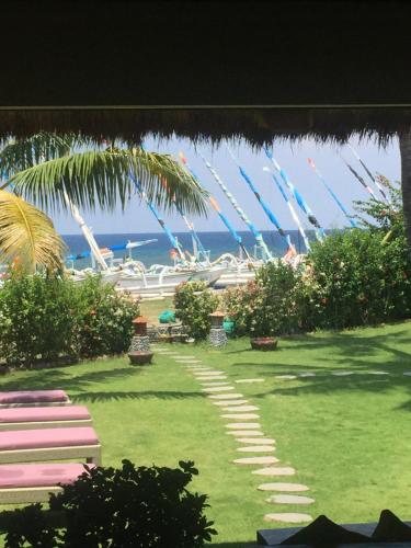 Life in Amed Beach Hotel – Photos 2