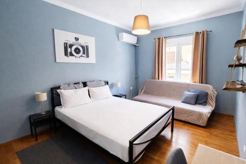 Comfortable Modern Entire House near the center of Athens-Blue Serenity