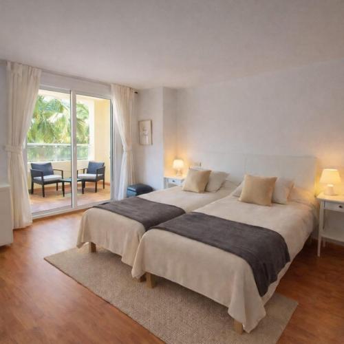 Marina Golf Apartamento con amplia terraza a 600 metros del Mar