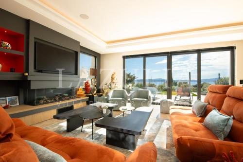 Villa avec piscine privée, vue mer et proche plage Sainte-Maxime 10 personnes