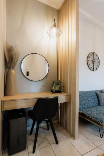 Zoe's Luxury Living
