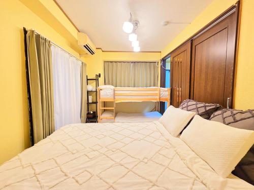 202 - Tokyo Ueno, 5 Min to Uguisudani Station, Entire Apartment for 4