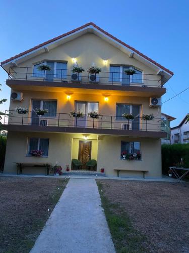 Casa Amos
