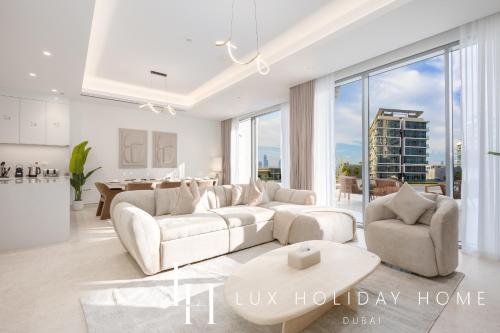 LUX The District One Lagoon View Townhouse