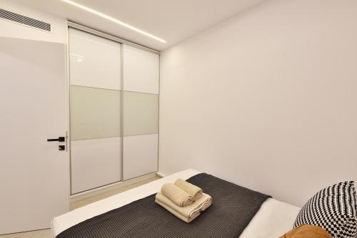 Phaedrus Living Central Athens Flat Skoufa