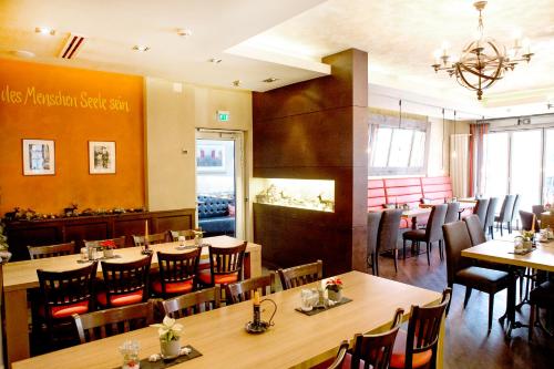 Restaurace v ubytování Hotel Weisses Lamm