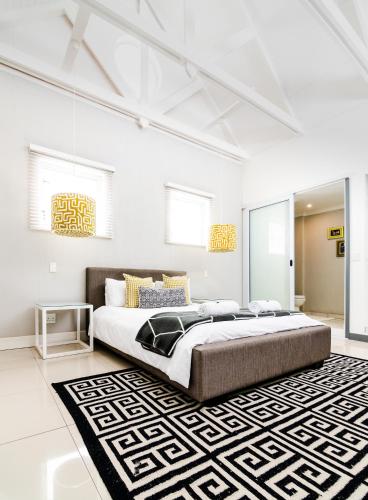 9A The Cube Executive Self-Catering Apartments