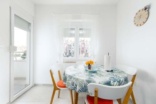 Saten Suite Apartment Near the Beach