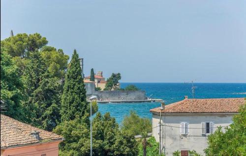 Saten Suite Apartment Near the Beach