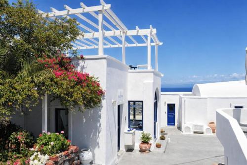 Hotiday Santorini Sea View