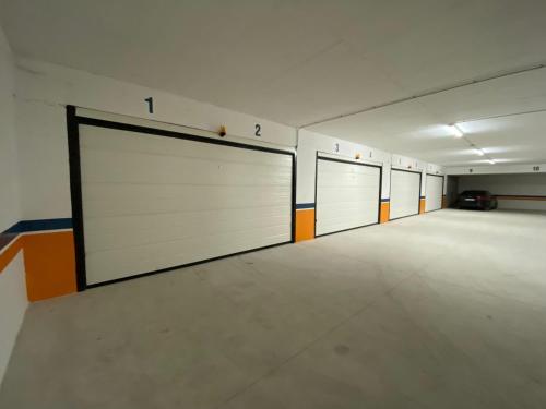 Fotografija u galeriji objekta Studio Legend 1 u Valoni