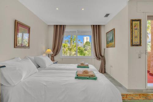 Casa El Palmeral by Finest Rentals