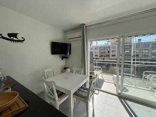 Moxo-2 habitaciones al canal