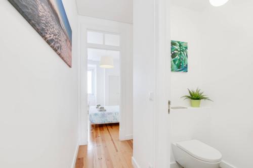 Cascais centre, bright 70m2 apartment T2, perfect location