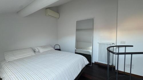 Cozy and bright apartment in the heart of Navigli