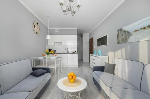 Functional Family Apartment in the City Center with Balcony by Noclegi Renters