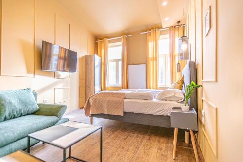 Cozy Private Rooms in shared apartment Near Westbahnhof, Ideal for Long Stays