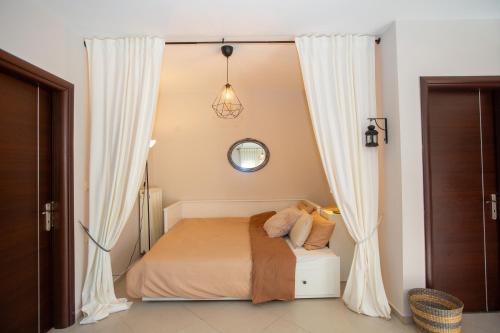 Nicki's cozy apartment!