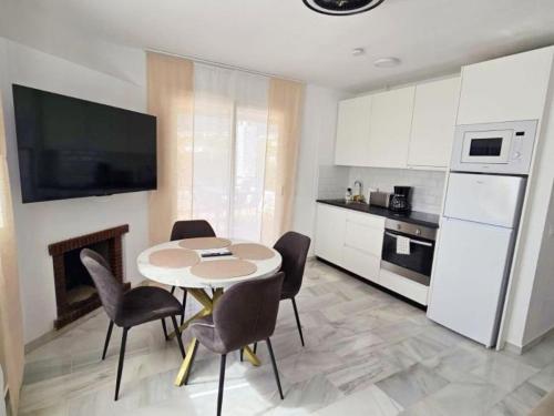Modern 1 bed Pueblo Evita