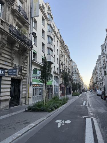 Holiday Inn Paris Montmartre by IHG
