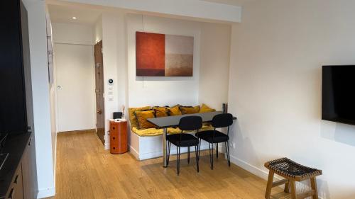 Apartment with exclusive terrace - Le Marais