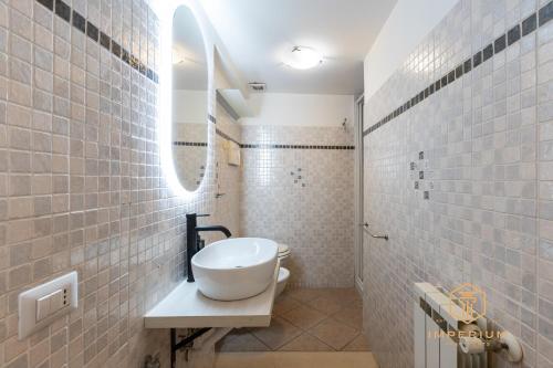 Historic Center Flat - 5min to Colosseum, 300mt to Metro, A-C