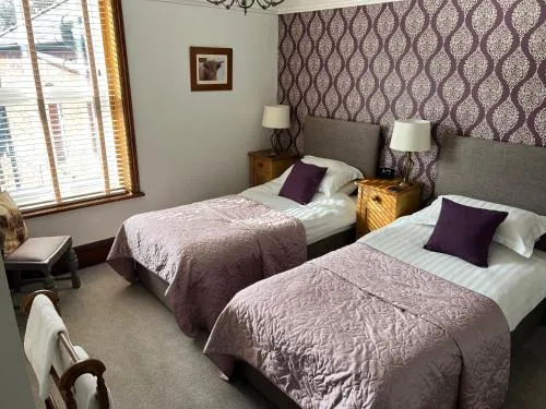 Overdale Guesthouse and Free Parking photo 4