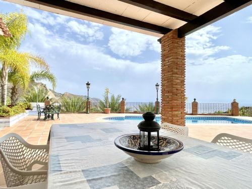 CASA MIRADOR Maro