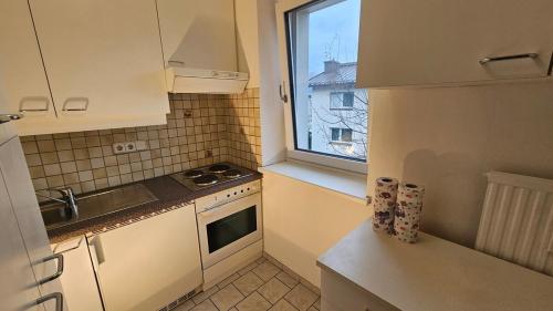 Helle, hochwertig neu rennovierte Künstlerwohnung