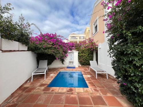 VILLA AMIRA ,sea and mountains panoramic views ,pistas de golf Marbella estepona