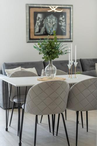 Cozy Corner 49