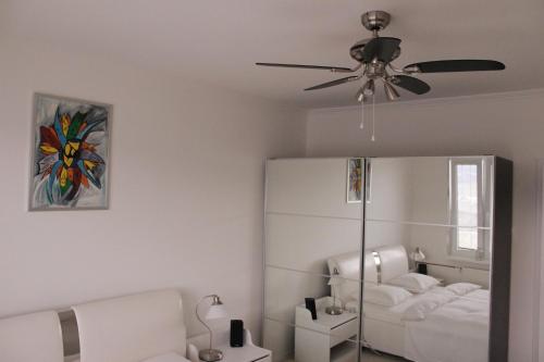 Postel nebo postele na pokoji v ubytování Apartmán Relax so saunou a jakuzzi