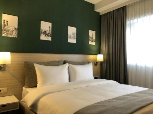 Hotel In City
