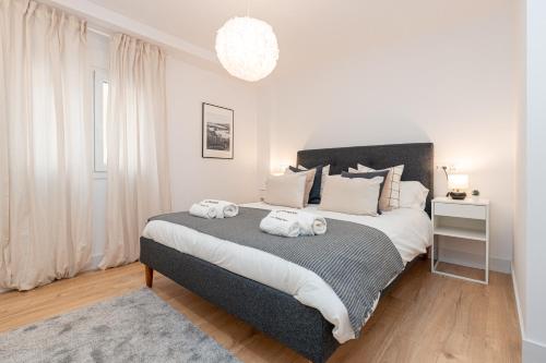 C26 Gorgeous 4 bdrm Apartament in Plaza Uncibay