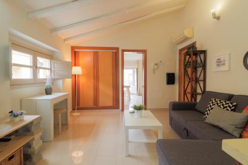 C28 Mitjana Luminous Penthouse