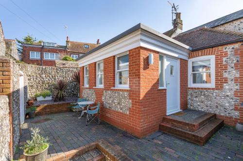 Charming Garden Cottage in Rottingdean Village photo 10