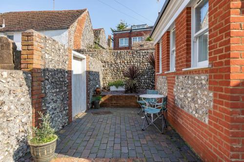 Charming Garden Cottage in Rottingdean Village photo 7