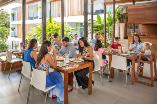 Restoran ili neka druga zalogajnica u objektu Tucan Suites Tarapoto - Hotel Asociado Casa Andina