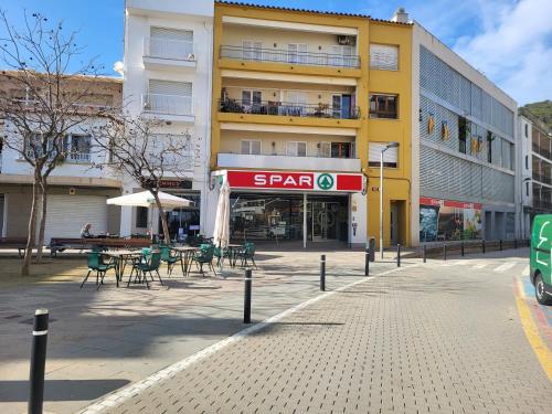 Apartamento Victoria, 300 m de la playa y de parking publico en la playa,100 m centro